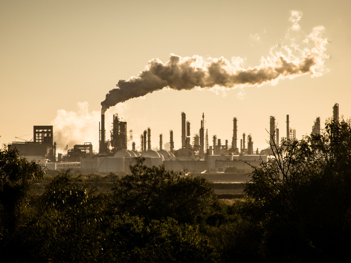 Abb. 30: Roschetzky IstockPhoto - Klimawandel - canva.com. 