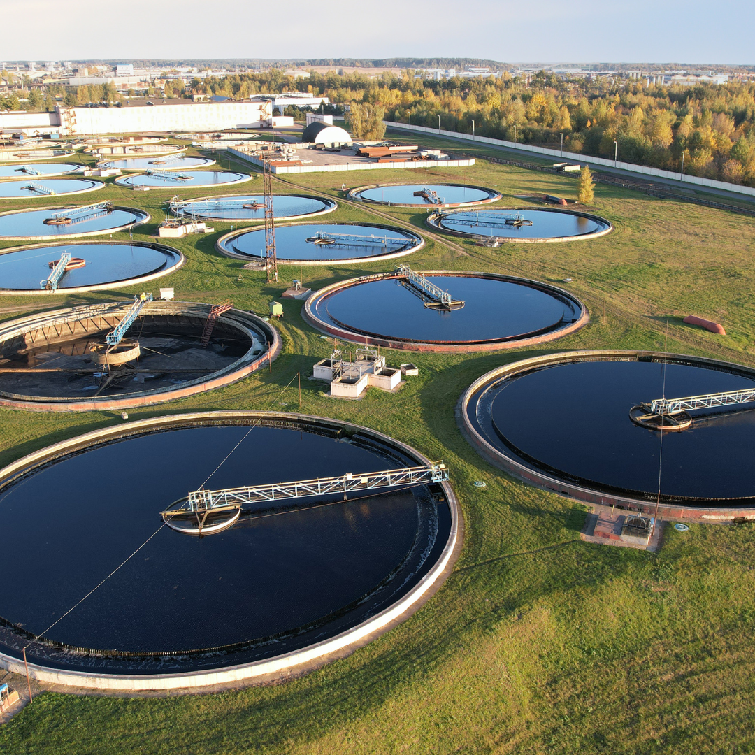 Abb. 10: Maksim Safaniuk - Kläranlagen - canva.com. 